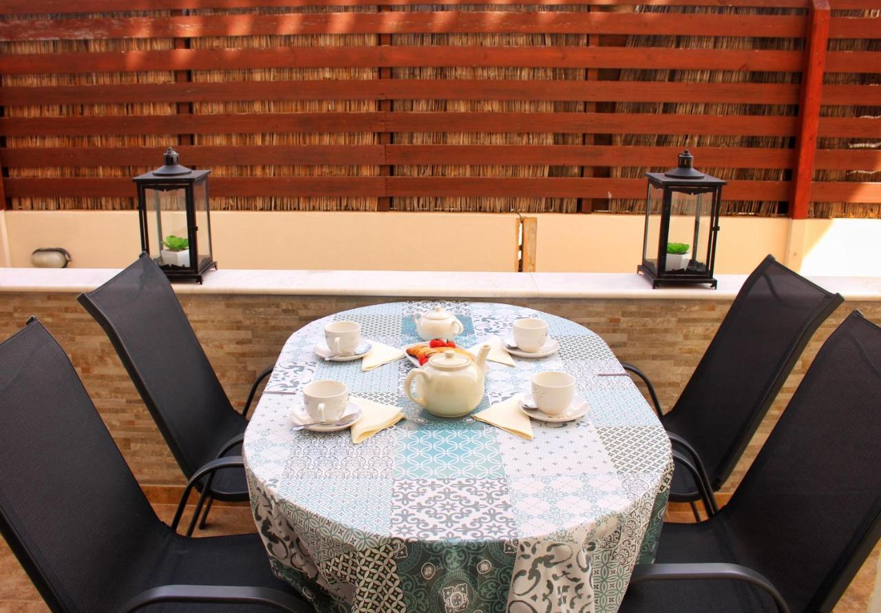 Cozy Poolside Apartment Paphos 外观 照片